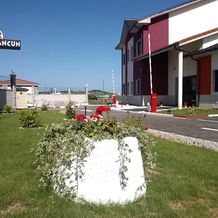 Motel Cancun Aviles Iboya