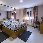 Motel Cancun Aviles