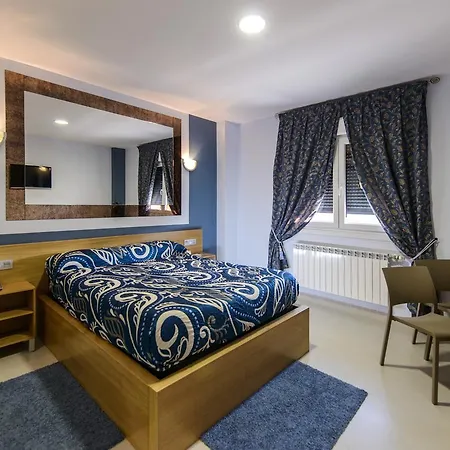 Motel Cancun Avilés 2*