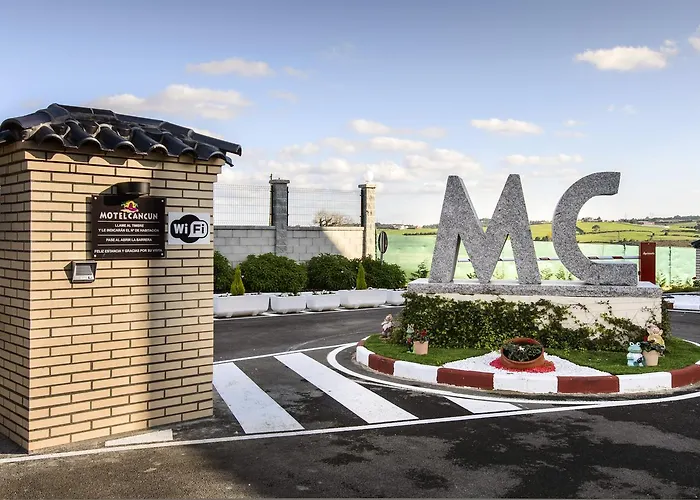 Motel Cancun Aviles 2*